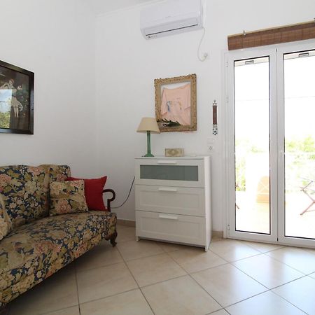 Laconian Collection Mavrovouni Beach House Гитион Экстерьер фото
