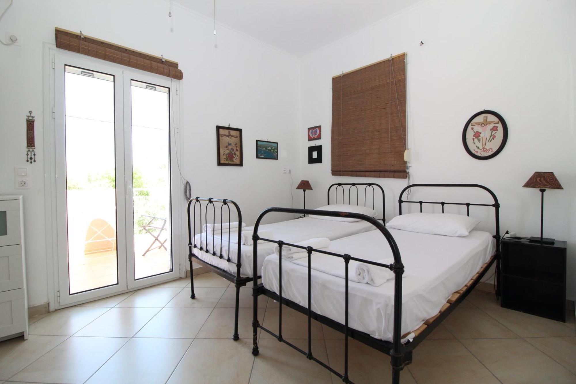 Laconian Collection Mavrovouni Beach House Гитион Экстерьер фото