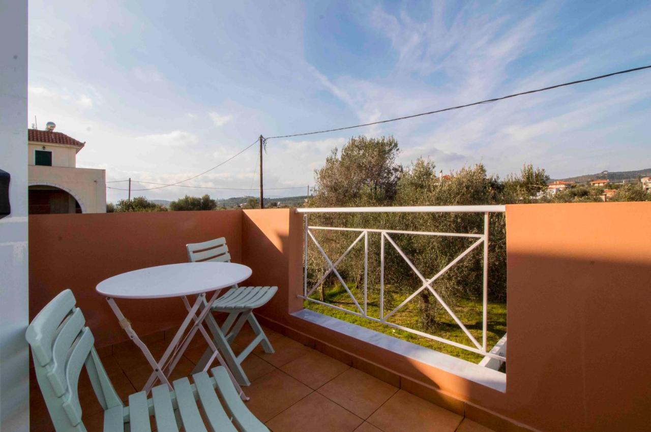 Laconian Collection Mavrovouni Beach House Гитион Экстерьер фото